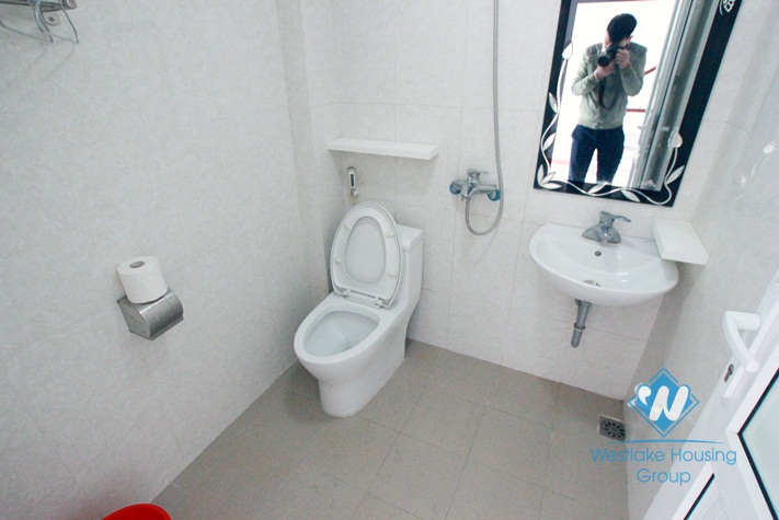 Cozy house for rent in Nghi Tam Village, Tay Ho, Hanoi